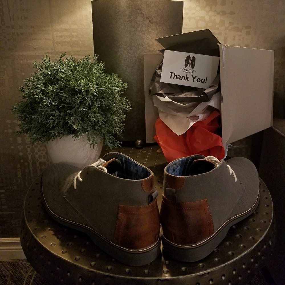 NWT Mens "Andre" Casual Faux Suede Chukka - Picture 2 of 6